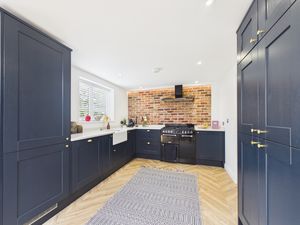 Kitchen- click for photo gallery